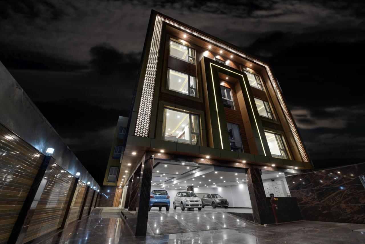 Golden Tree Hotell Noida Eksteriør bilde