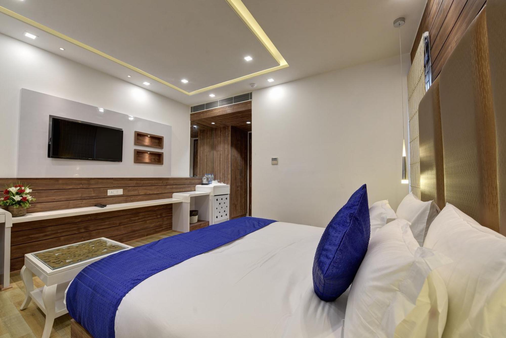 Golden Tree Hotell Noida Eksteriør bilde