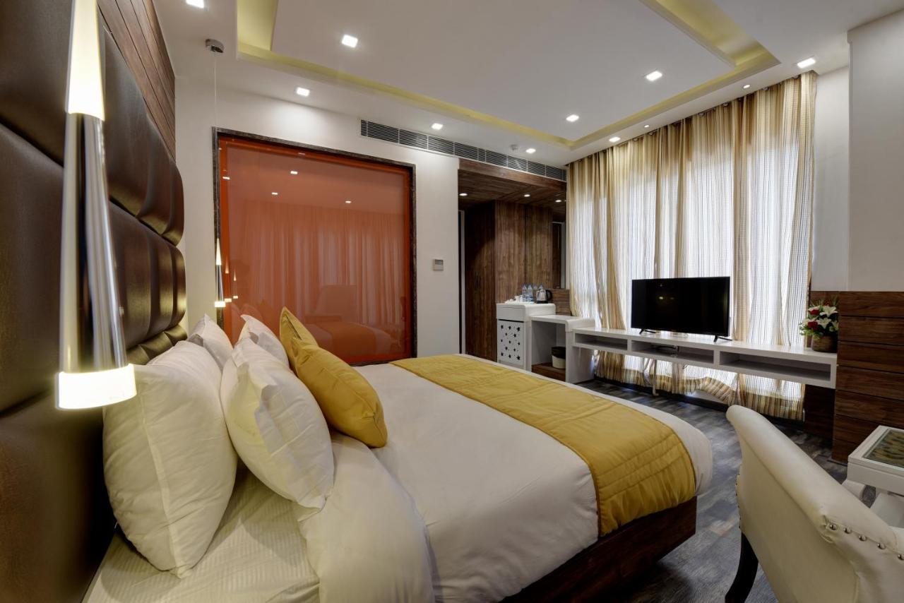 Golden Tree Hotell Noida Eksteriør bilde