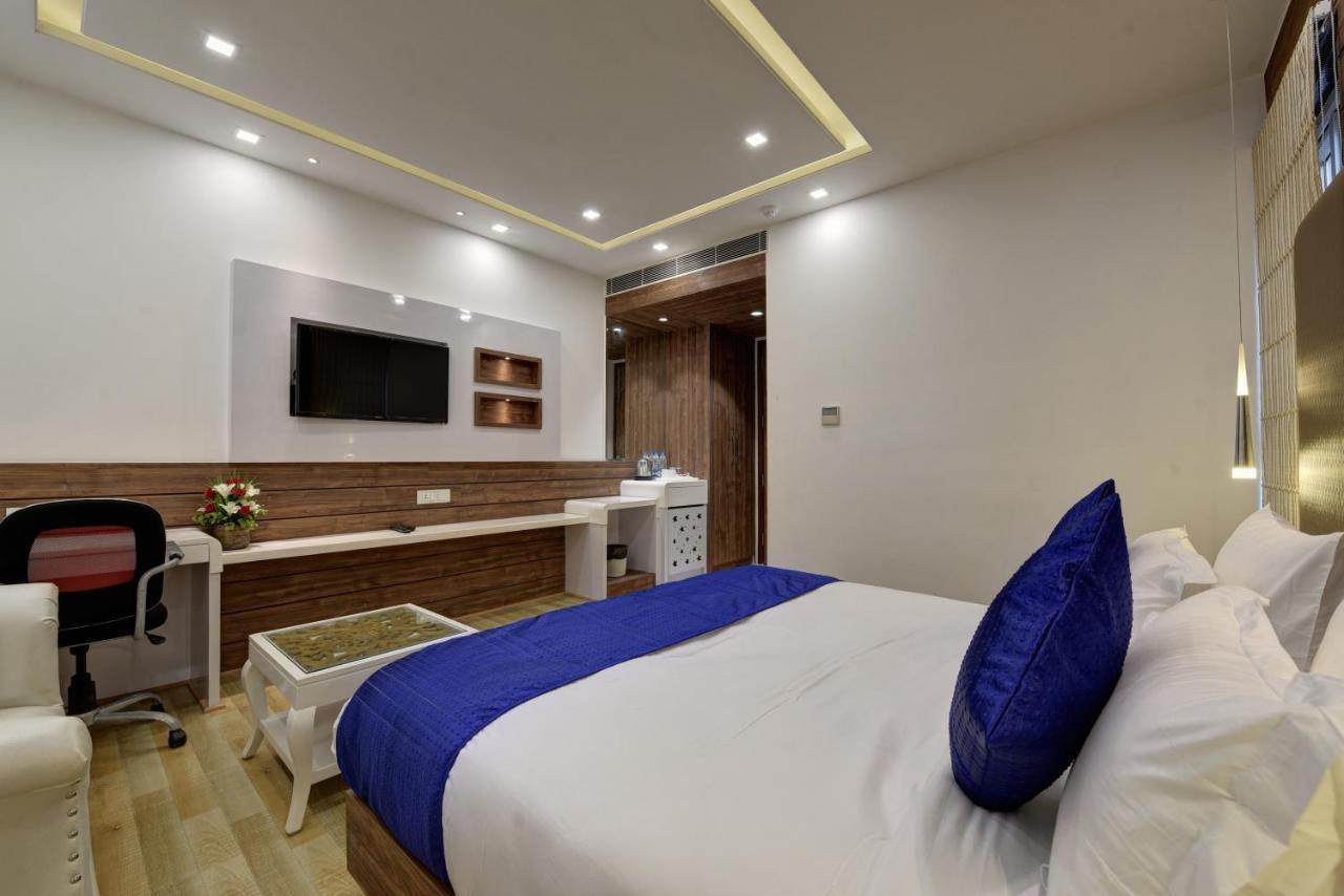 Golden Tree Hotell Noida Eksteriør bilde