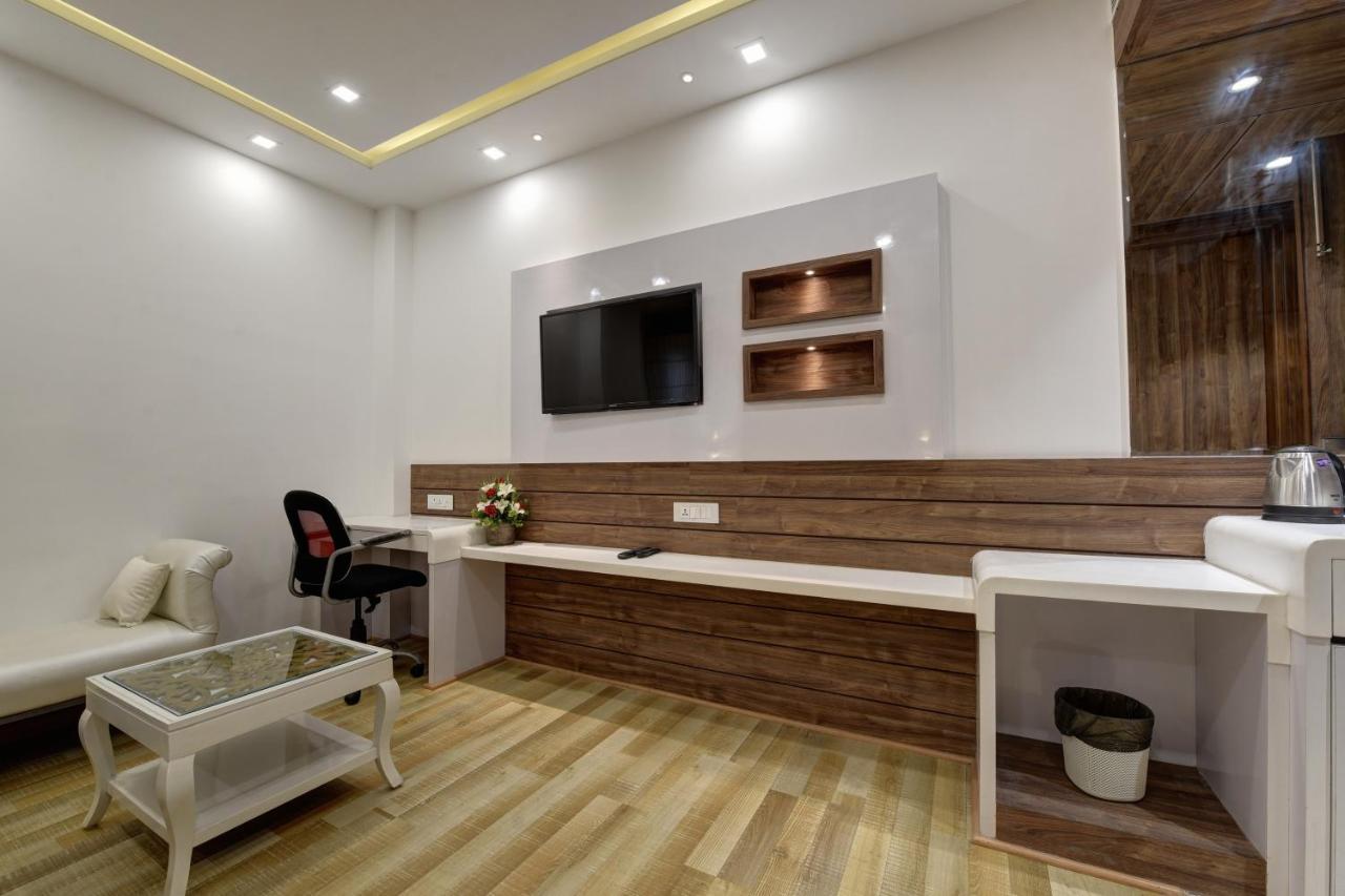 Golden Tree Hotell Noida Eksteriør bilde