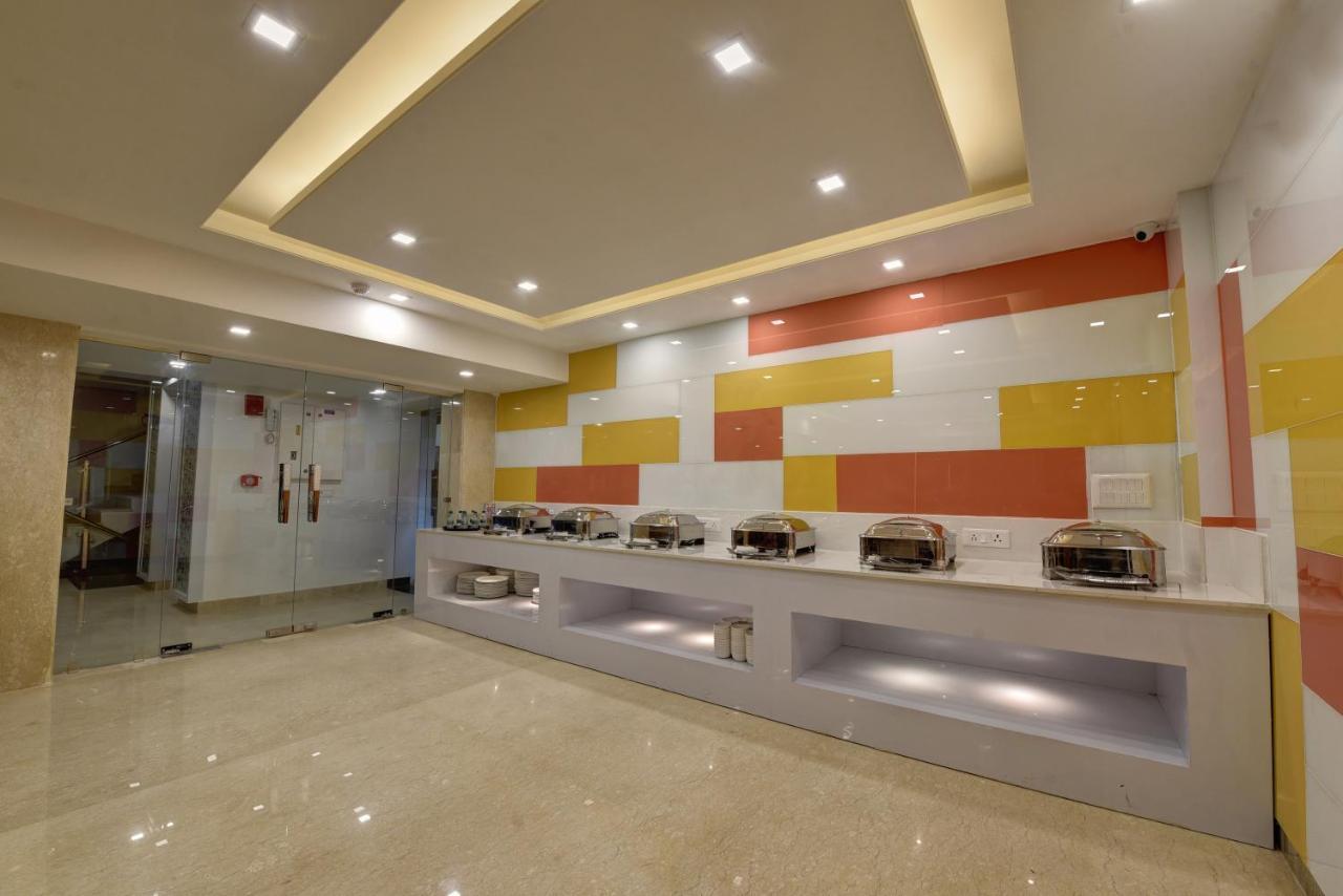 Golden Tree Hotell Noida Eksteriør bilde