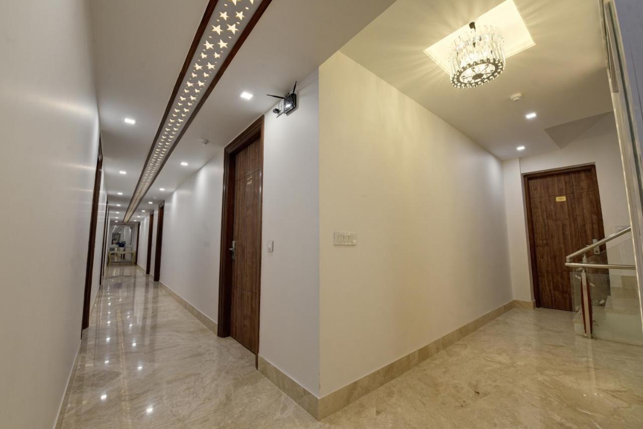 Golden Tree Hotell Noida Eksteriør bilde