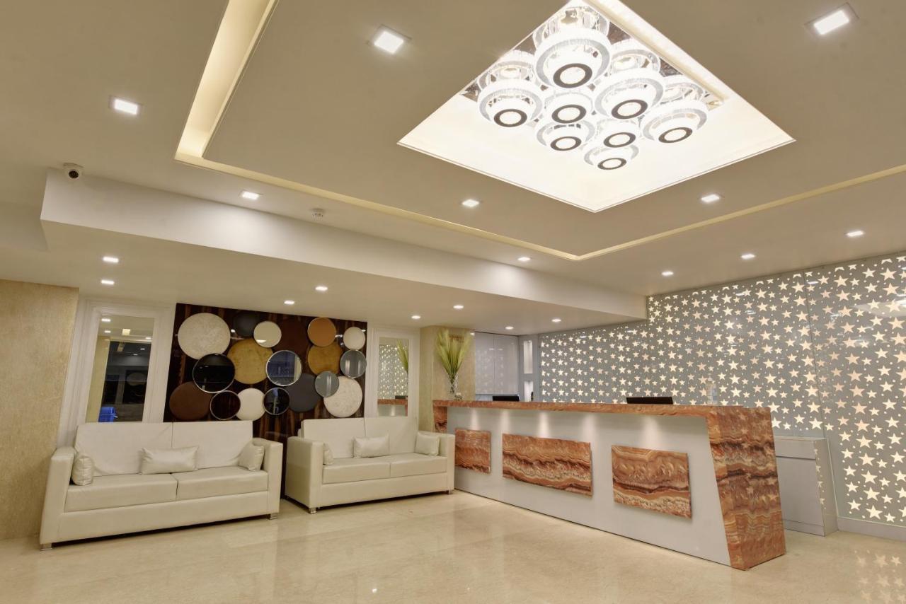 Golden Tree Hotell Noida Eksteriør bilde