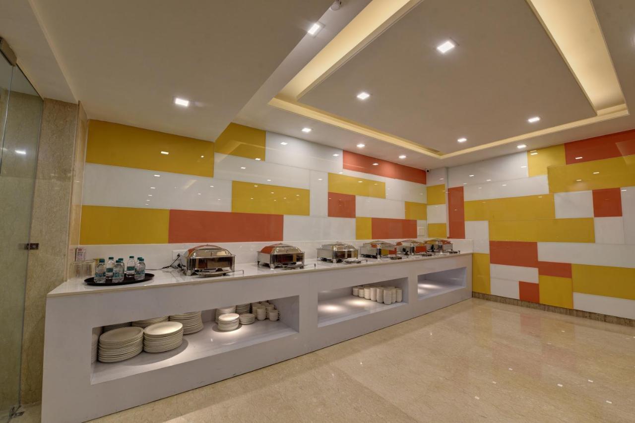Golden Tree Hotell Noida Eksteriør bilde