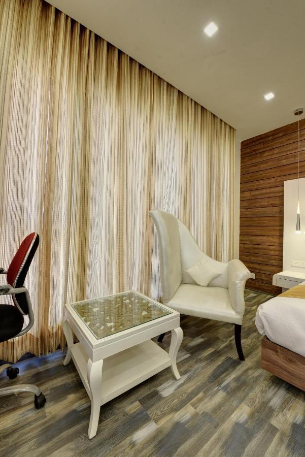 Golden Tree Hotell Noida Eksteriør bilde